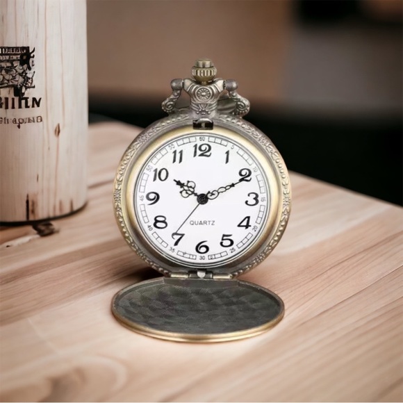 Motorcycle Pocket Watch Bronze Flip Open Pendant Chain Moto Steampunk Watch - Picture 3 of 16